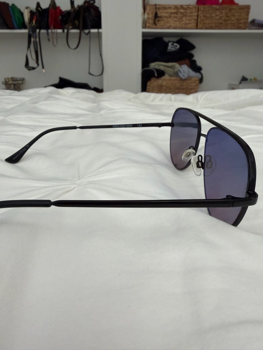 QUAY High Key Mini Sunglasses - Picture 4 of 5